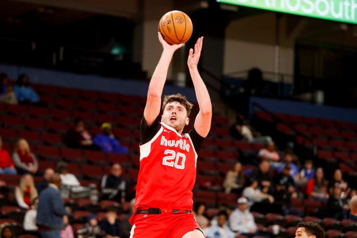 Former Duke basketball forward Matthew Hurt